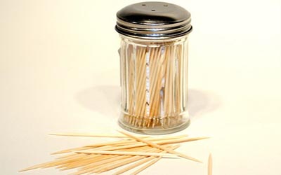 1vRrql 1vRrql آیا خلال دندان برای تمیز کردن دندان مناسب است؟ 1vRrql