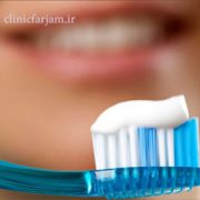 پوسیده شدن دندان  پوسیده شدن دندان با وجود مسواک و نخ دندان posidgi1 180x180